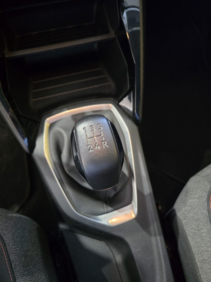 Peugeot 208 1.2 Puretech Active Pack - Image 10