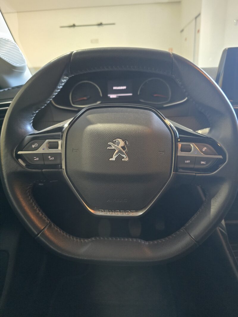 Peugeot 208 1.2 Puretech Active Pack - Image 11