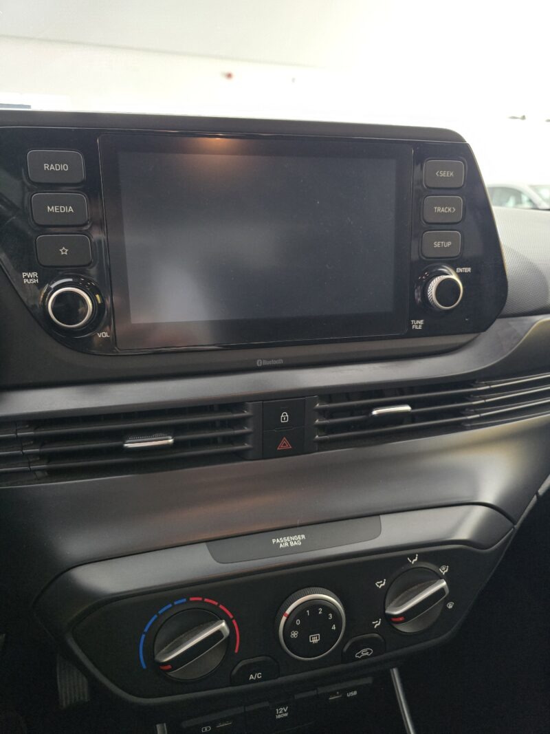Hyundai i20 1.0 Style T-GDI - Image 12