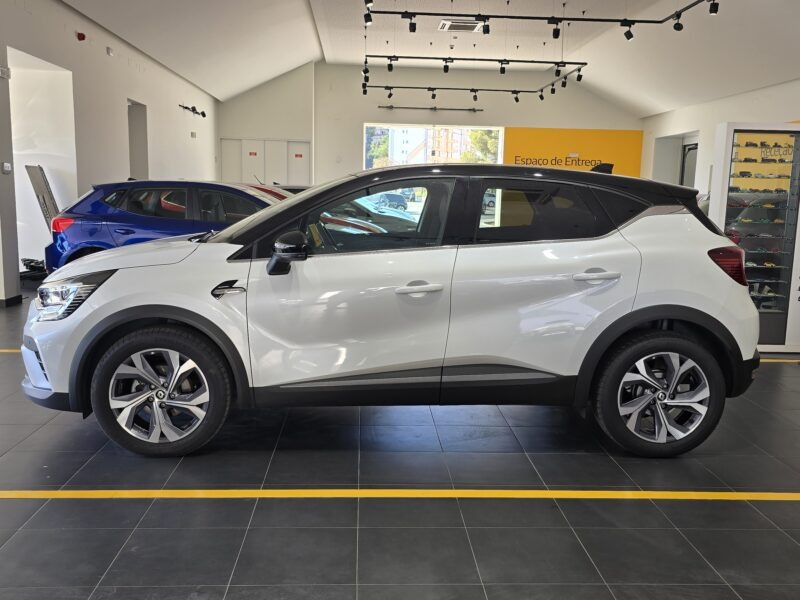 Renault Captur R.S. Line 1.3 140 EDC - Image 4