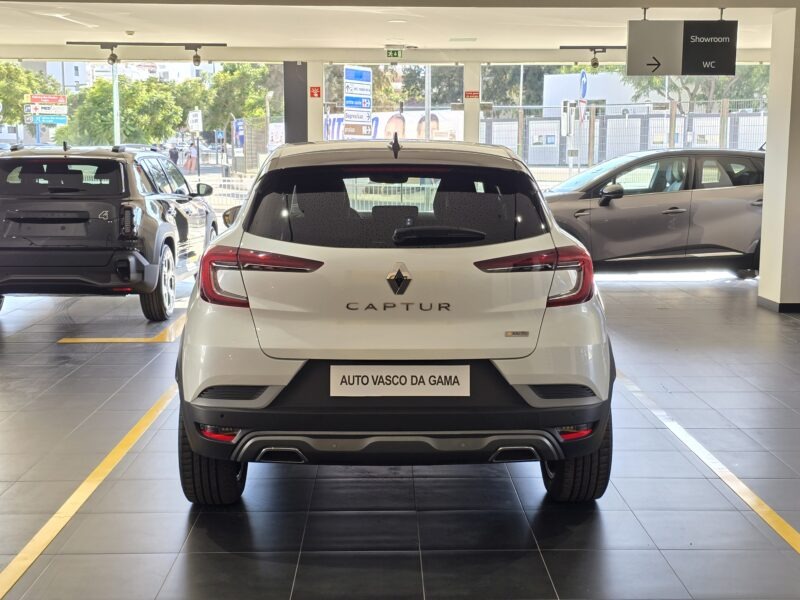 Renault Captur R.S. Line 1.3 140 EDC - Image 6